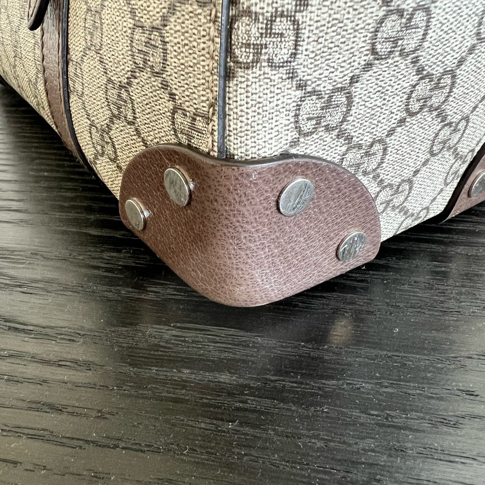 Authentic Gucci GG Supreme Tote Bag. - Picture 8 of 16